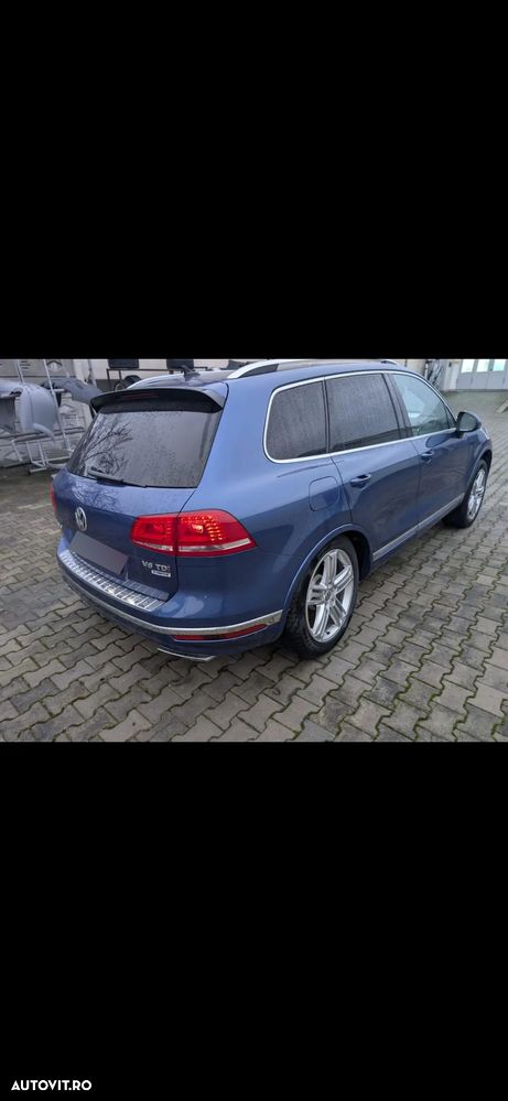 Volkswagen Touareg 3.0 V6 TDI SCR Blue Motion DPF Automatik Executive Edition - 18