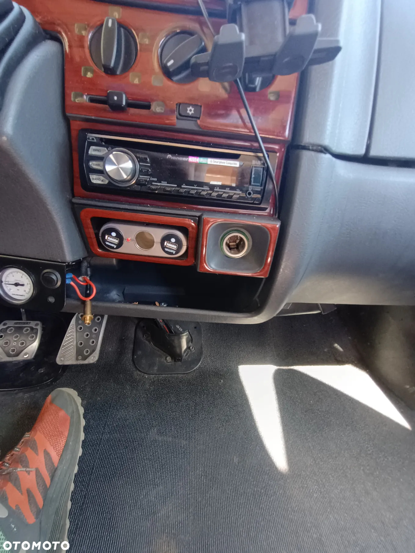 KNAUS Traveliner - 25