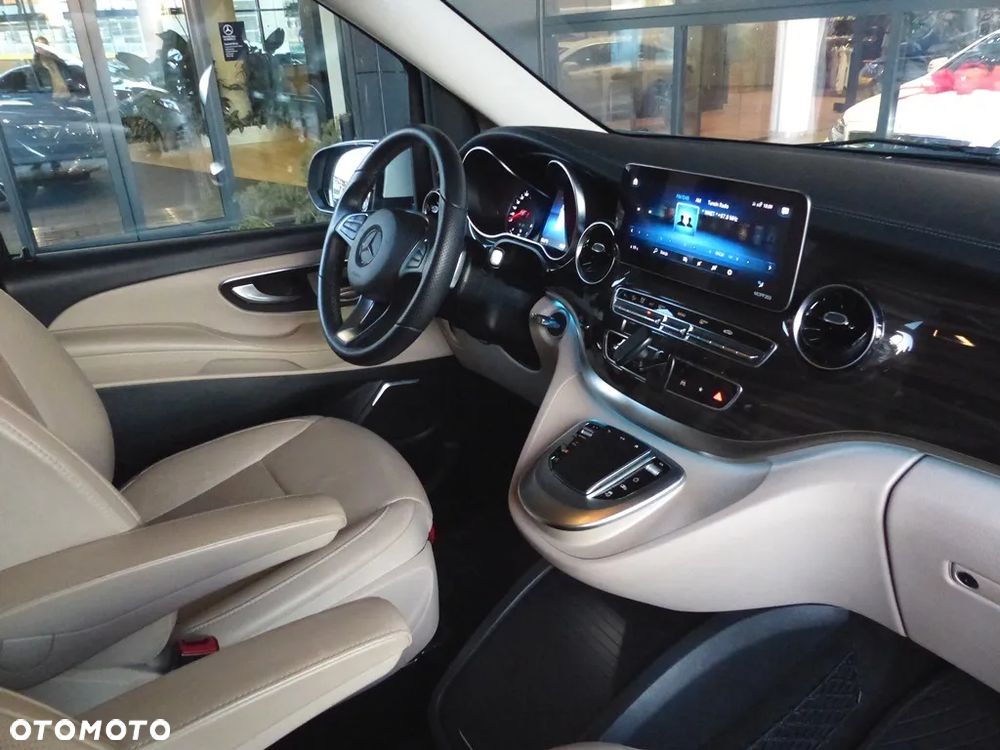 Mercedes-Benz Klasa V 300 d 4-Matic Avantgarde 9G-Tronic (d³ugi) - 15