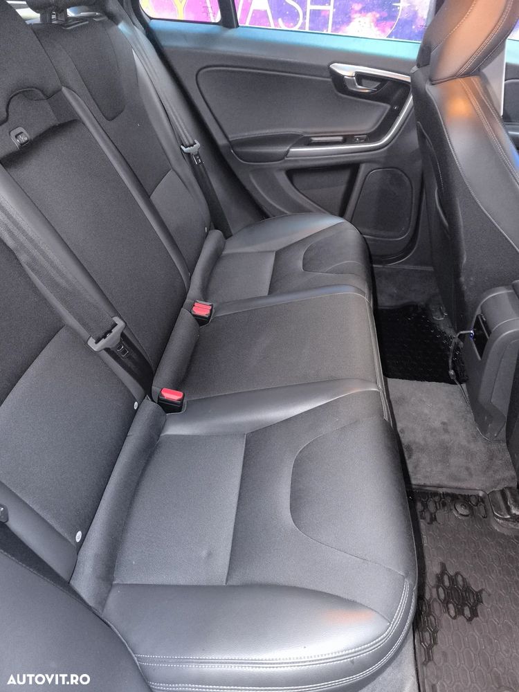 Volvo V60 - 8