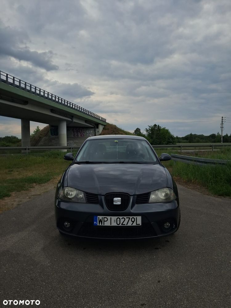 Seat Ibiza 1.6 16V Reference - 1