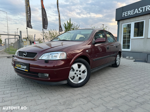 Opel Astra 1.8i Aut. Essentia