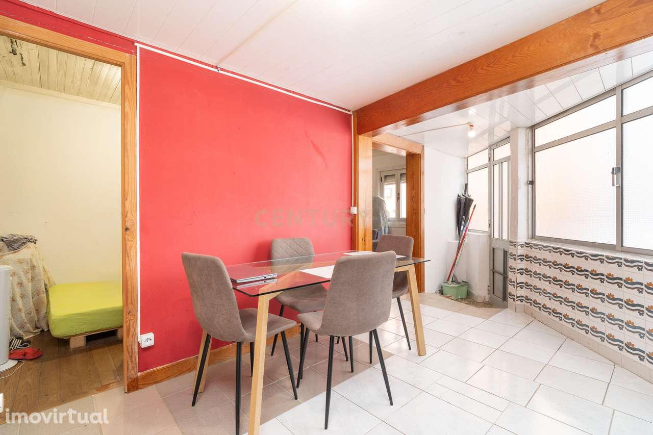 Moradia T2 em São Frutuoso, Ceira - Grande imagem: 3/16