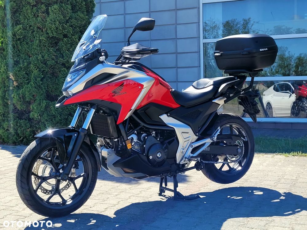 Honda NC - 25