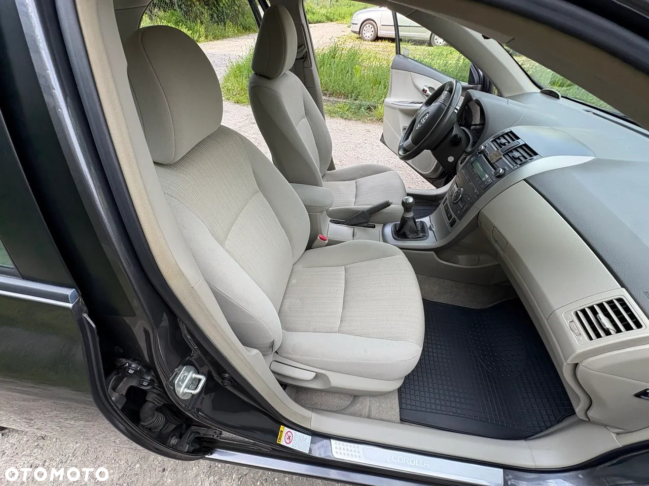 Toyota Corolla 1.6 VVT-i Luna - 16