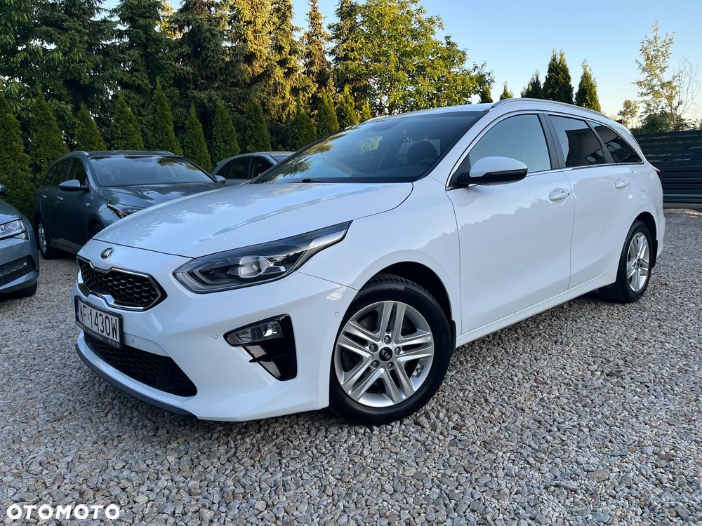 Kia Ceed 1.6 CRDi mHEV L - 1