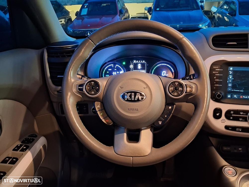 Kia e-Soul EV - 20