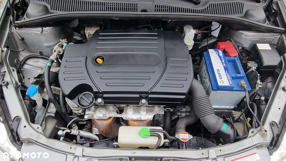 Suzuki SX4 1.6 VVT 4x4 Style - 37