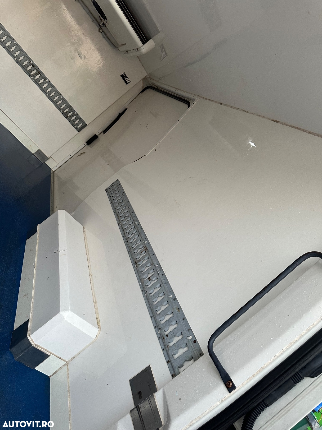 Volkswagen Crafter - 10