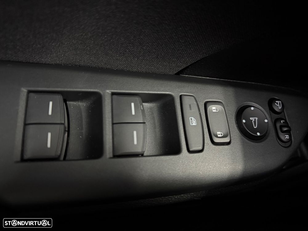 Honda Civic 1.5 i-VTEC Elegance Navi CVT - 34