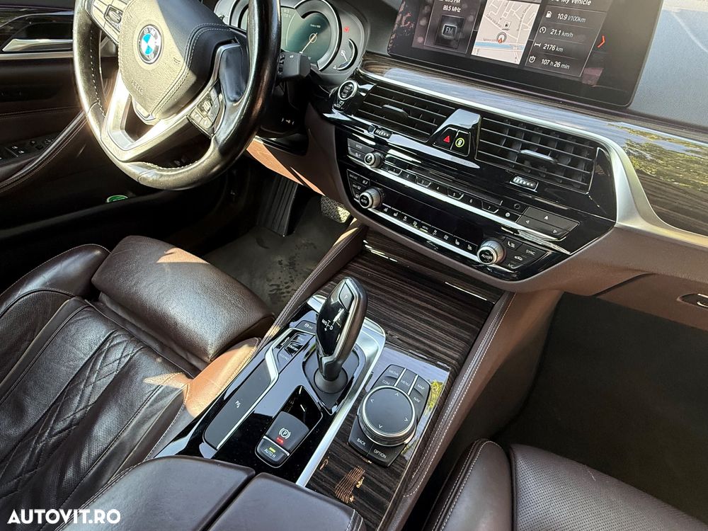 BMW Seria 5 530d xDrive Aut. Luxury Line - 14