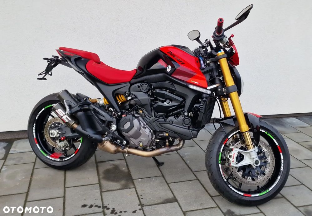 Ducati Monster - 12