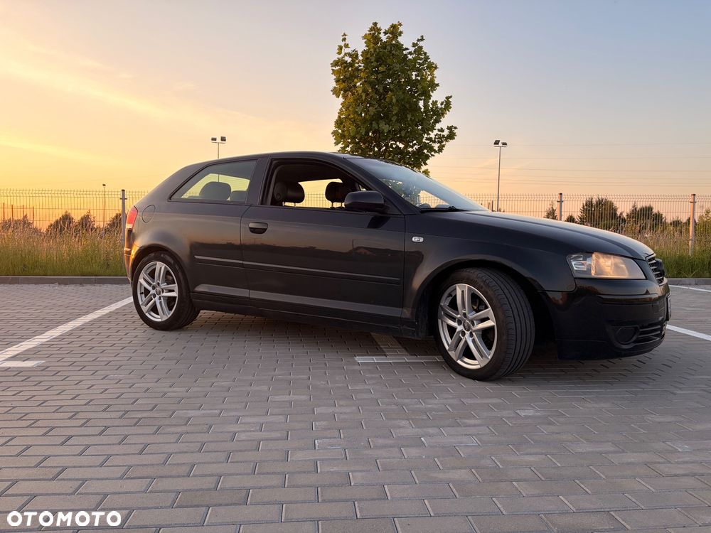 Audi A3 3-drzwiowe 2.0 TDI Ambiente - 7