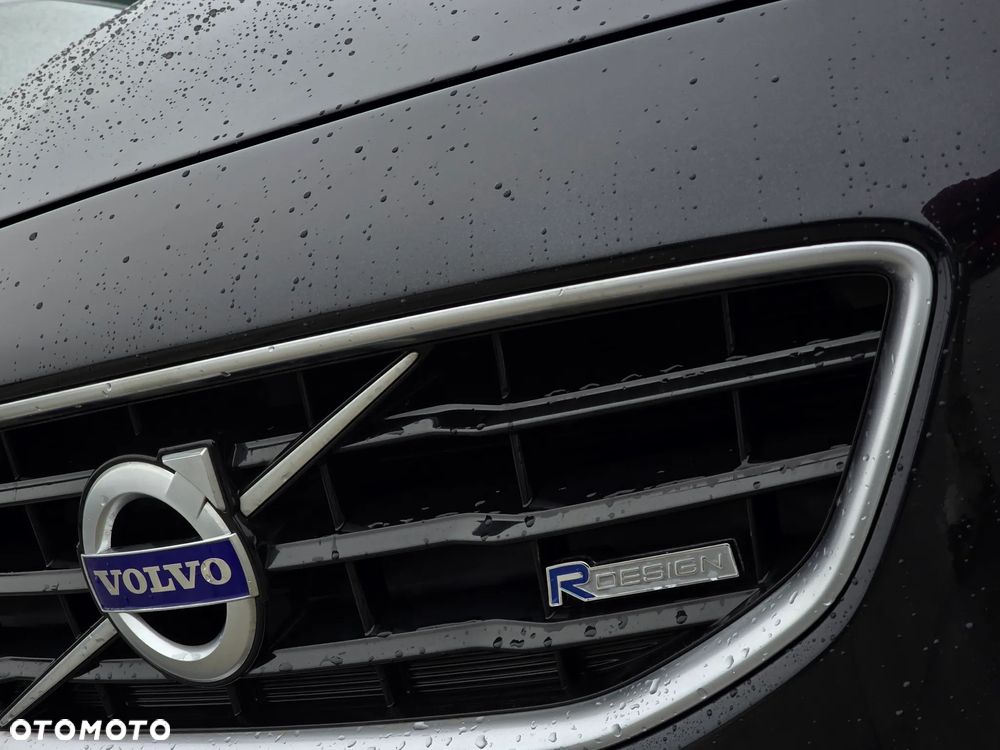 Volvo V40 D2 R Design - 37