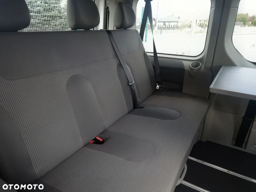 Opel Vivaro - 15