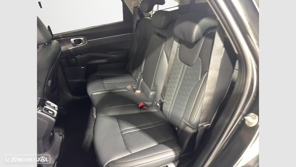 Kia Sorento 1.6 T-GDI PHEV Concept+SRF - 10