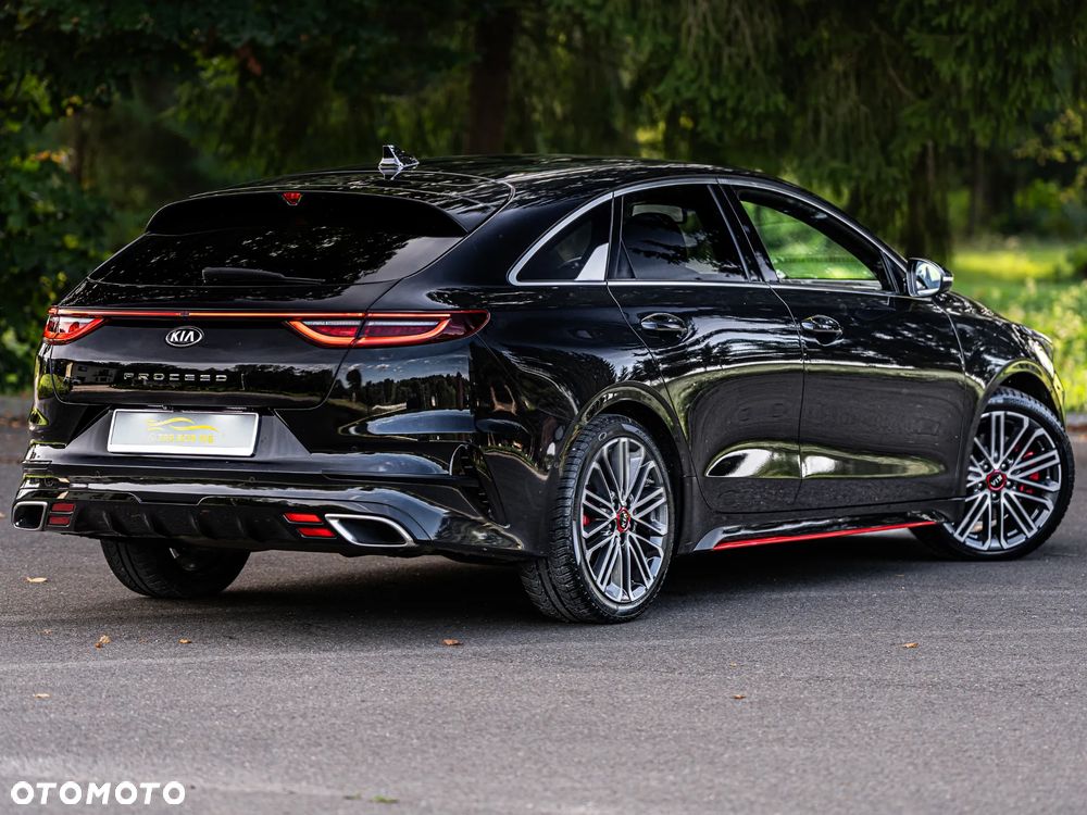Kia ProCeed 1.6 T-GDI GT DCT - 17