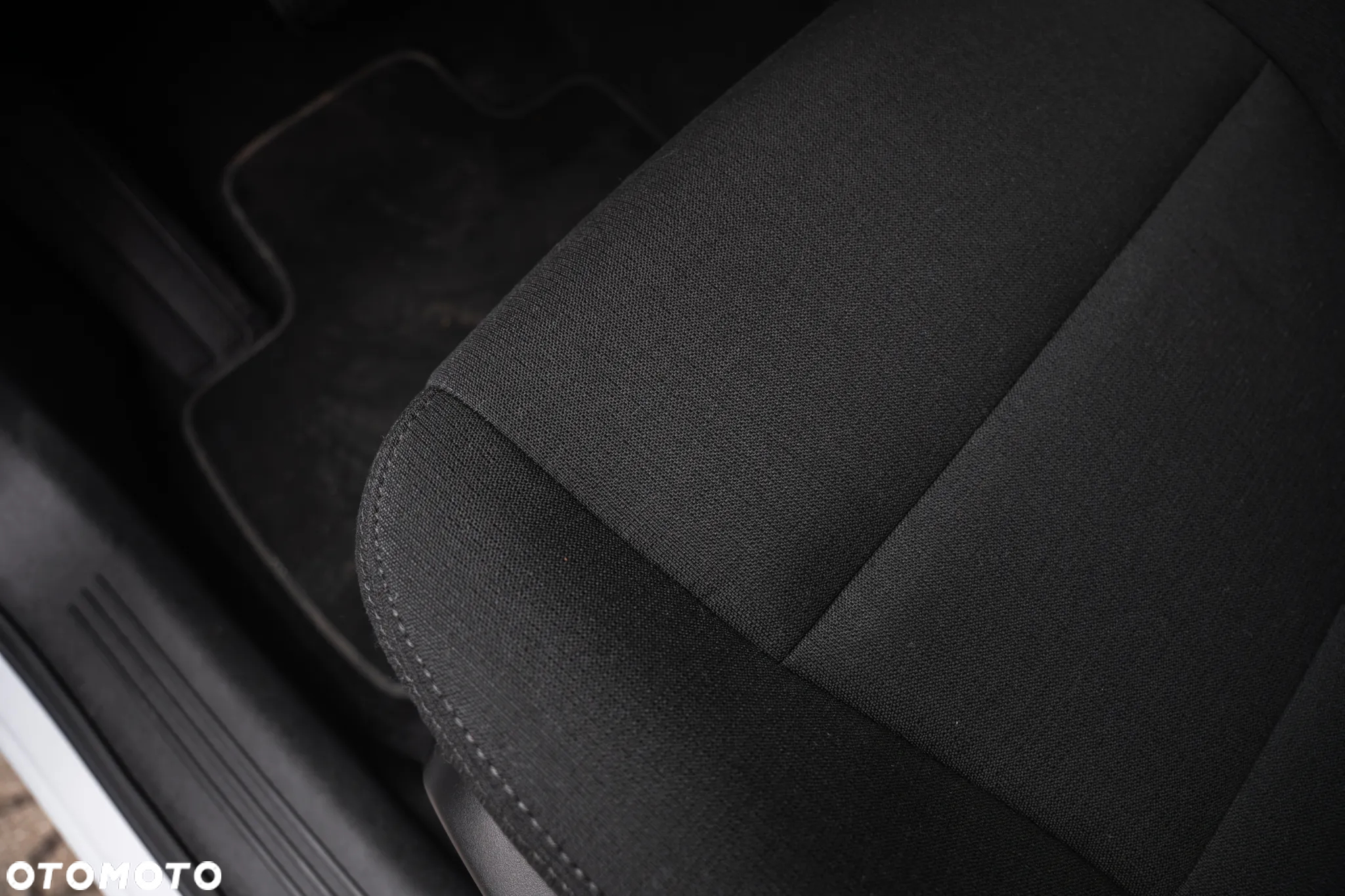 Volvo XC 40 T3 Momentum Core - 19