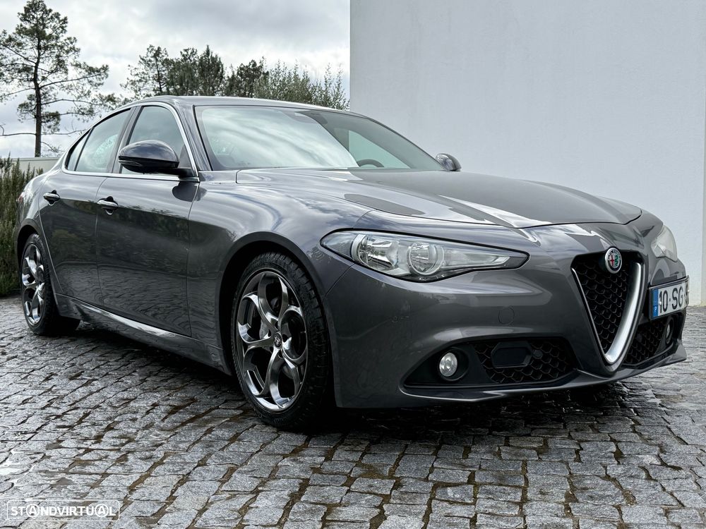 Alfa Romeo Giulia - 9
