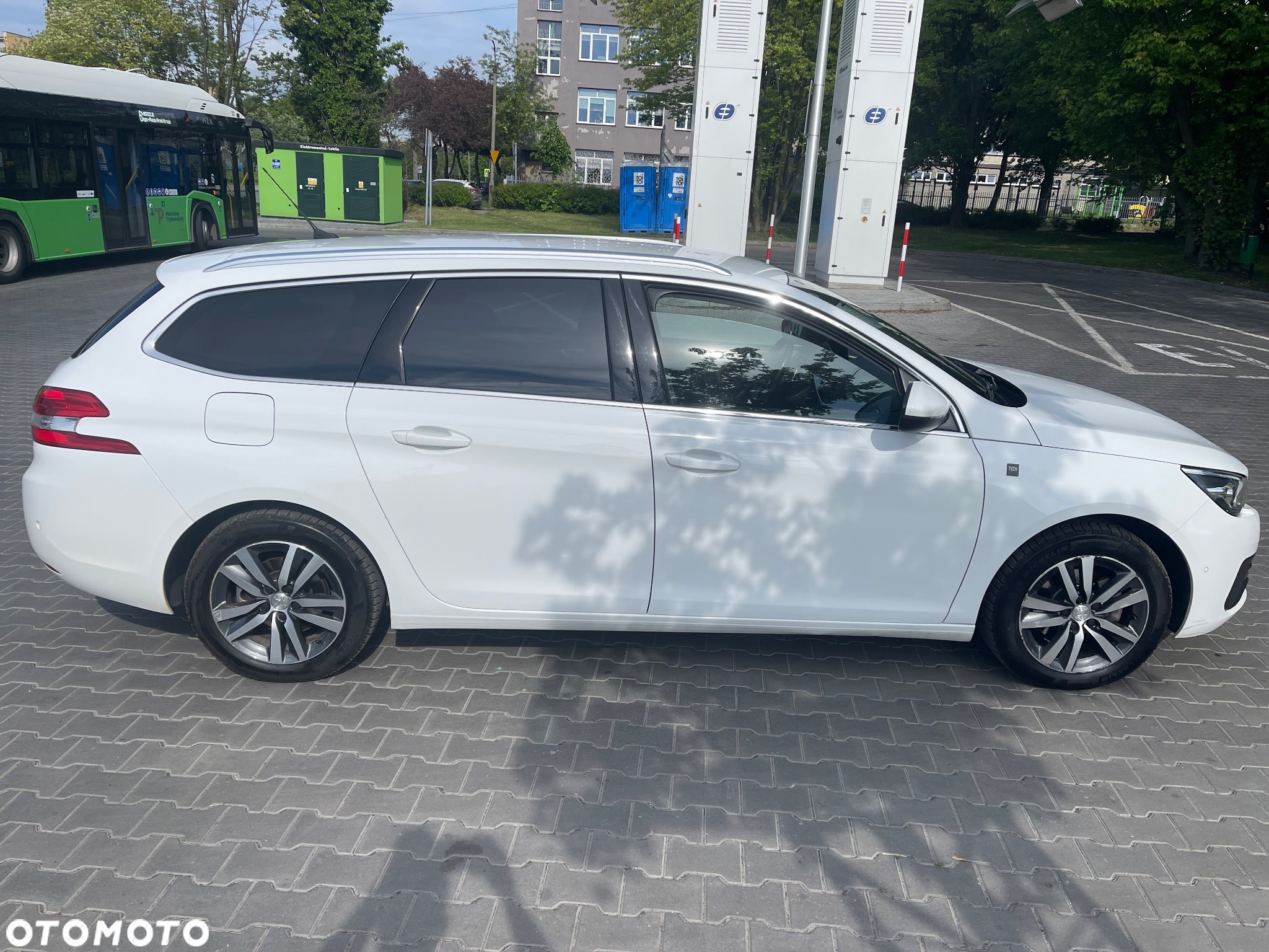 Peugeot 308 1.5 BlueHDi Active Pack S&S EAT8 - 8