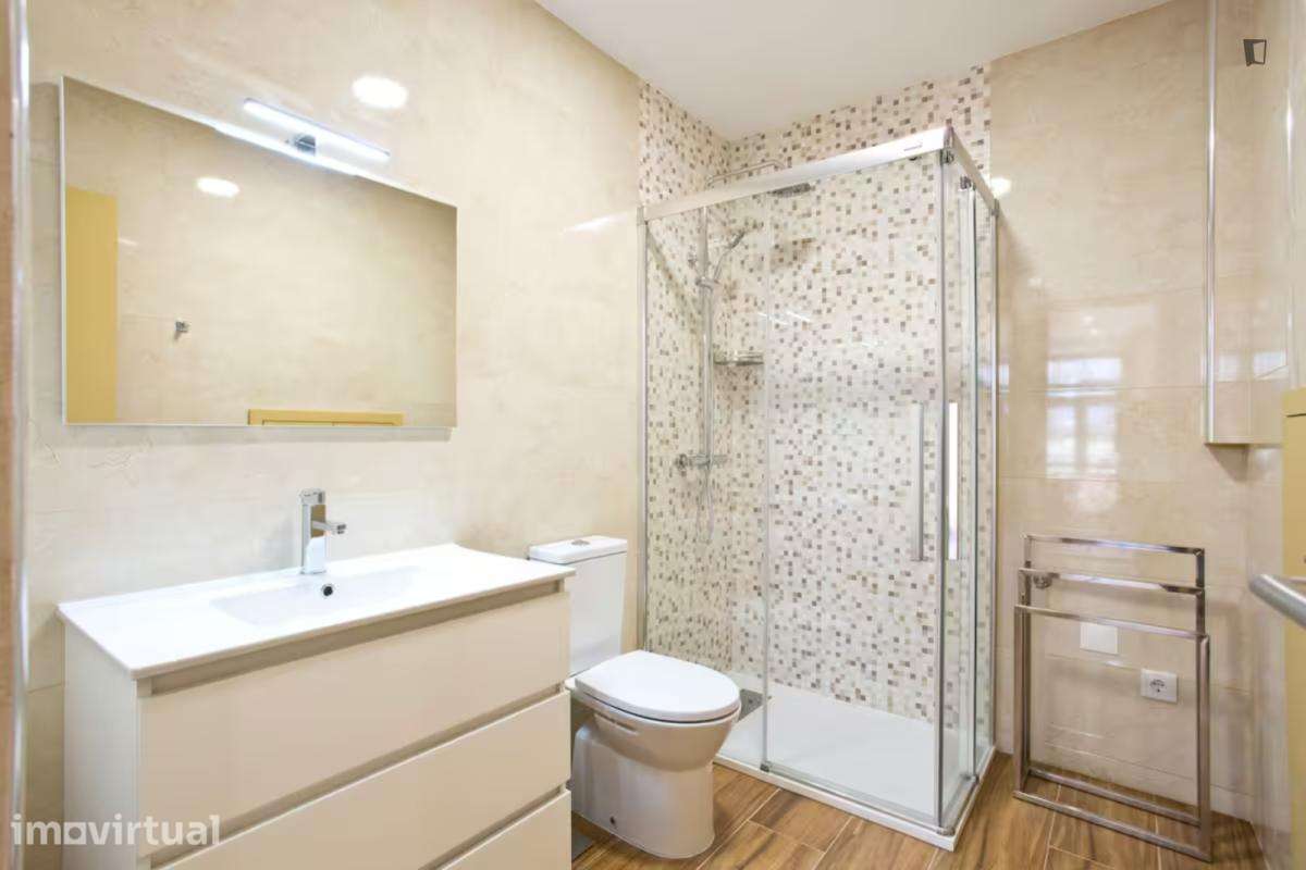 Apartamento com 1 quartos - localizado em Santo Ildefonso Porto - Grande imagem: 5/11