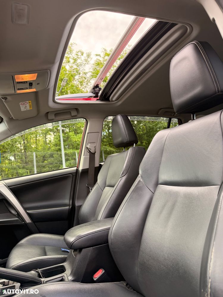 Toyota RAV4 - 14
