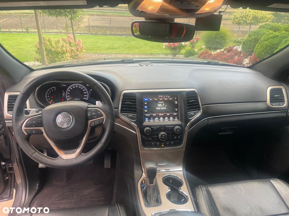 Jeep Grand Cherokee - 8