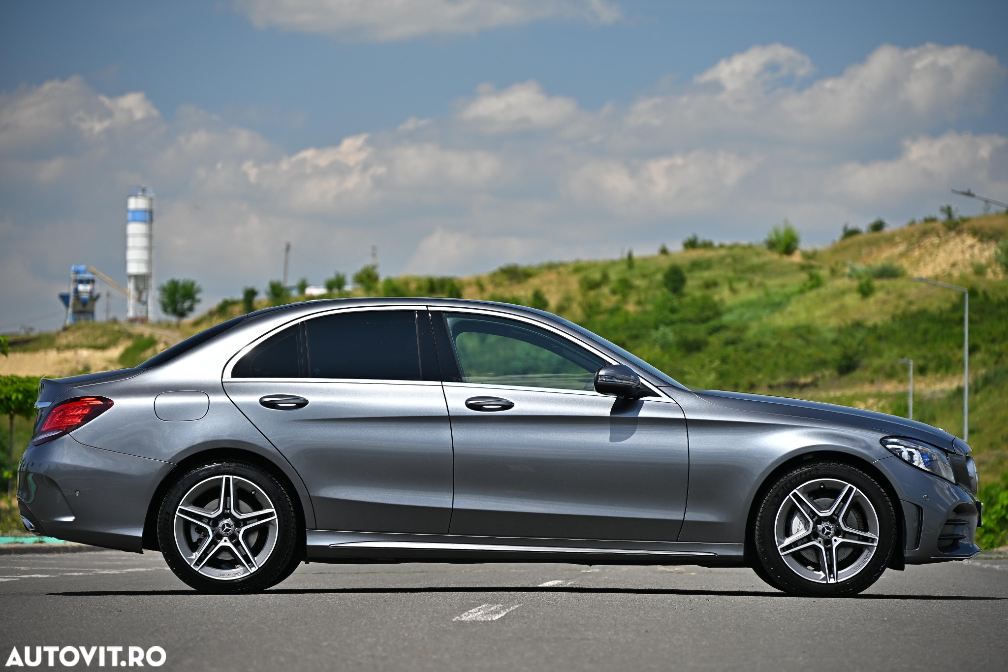 Mercedes-Benz C 220 d T 9G-TRONIC AMG Line - 8