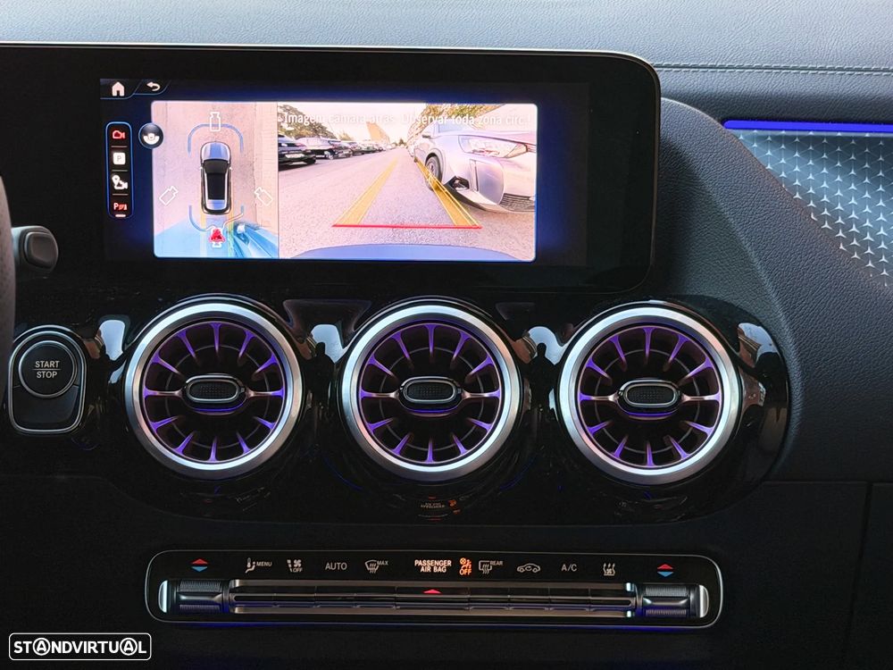 Mercedes-Benz EQA 300 4Matic Electric Art - 11
