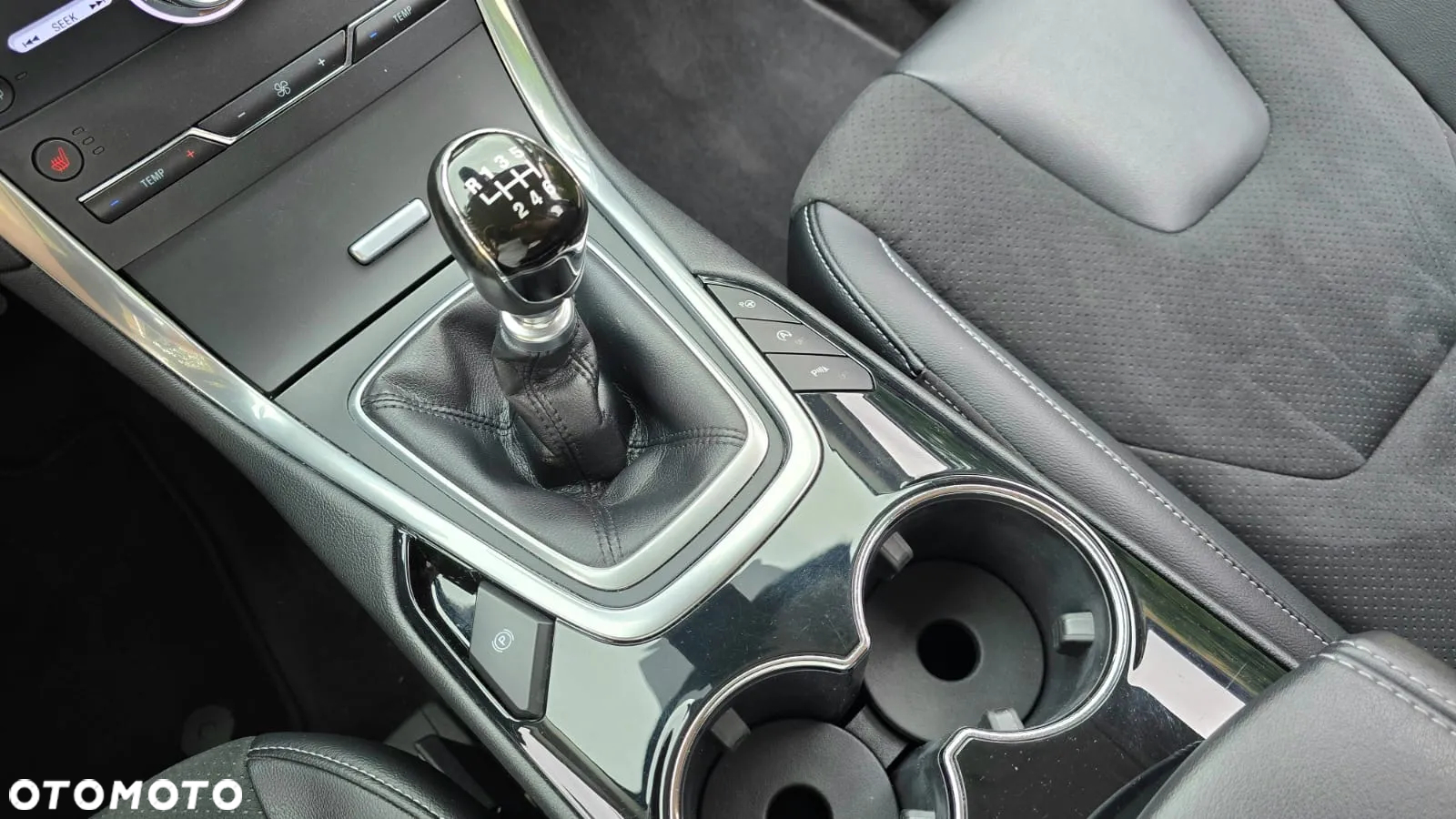 Ford Galaxy 2.0 EcoBlue Titanium - 19