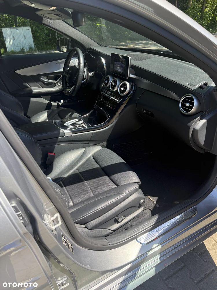 Mercedes-Benz Klasa C 200 7G-TRONIC - 6