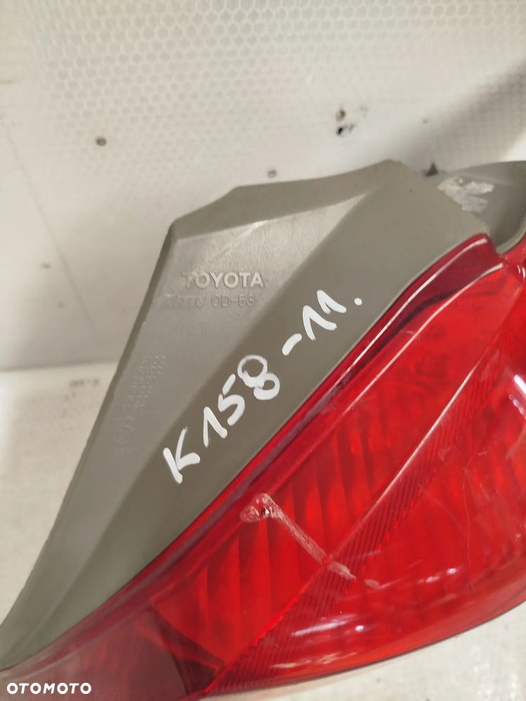 + LAMPA TYŁ TYLNA PRAWA TOYOTA YARIS 2 LIFT FL - 5