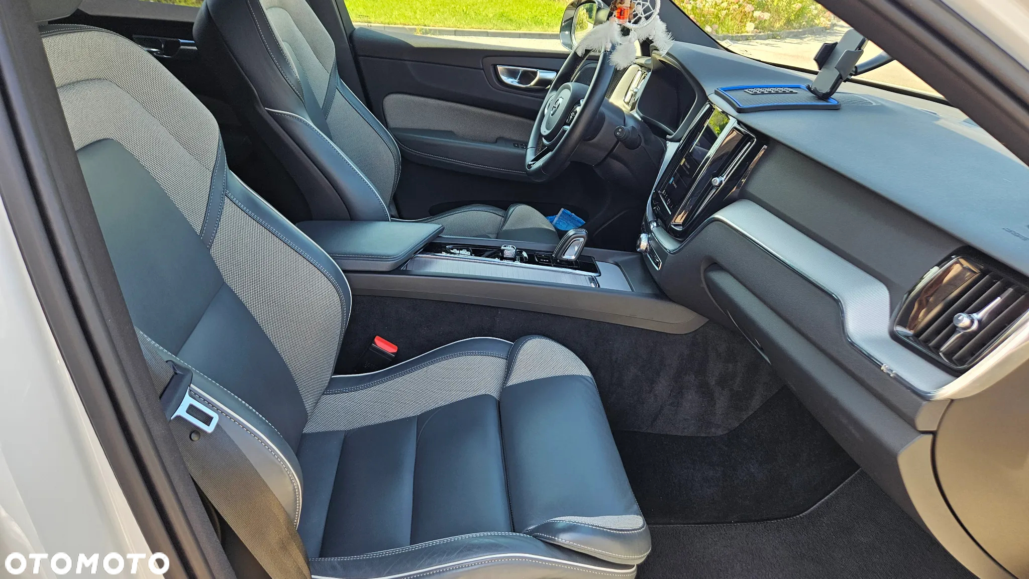 Volvo XC 60 B4 D AWD Geartronic RDesign - 11