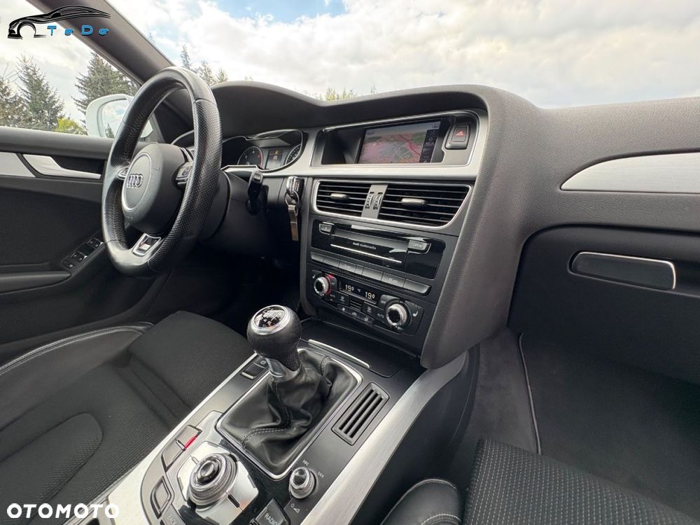 Audi A4 Limousine 2.0 TDI DPF quattro S line Sportpaket (plus) - 30