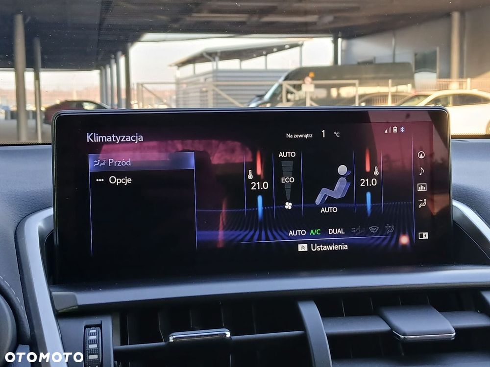 Lexus NX 300h F Impression AWD - 18