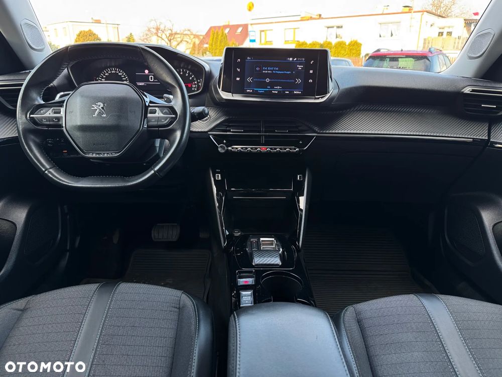 Peugeot 2008 PureTech 130 EAT8 Allure - 31