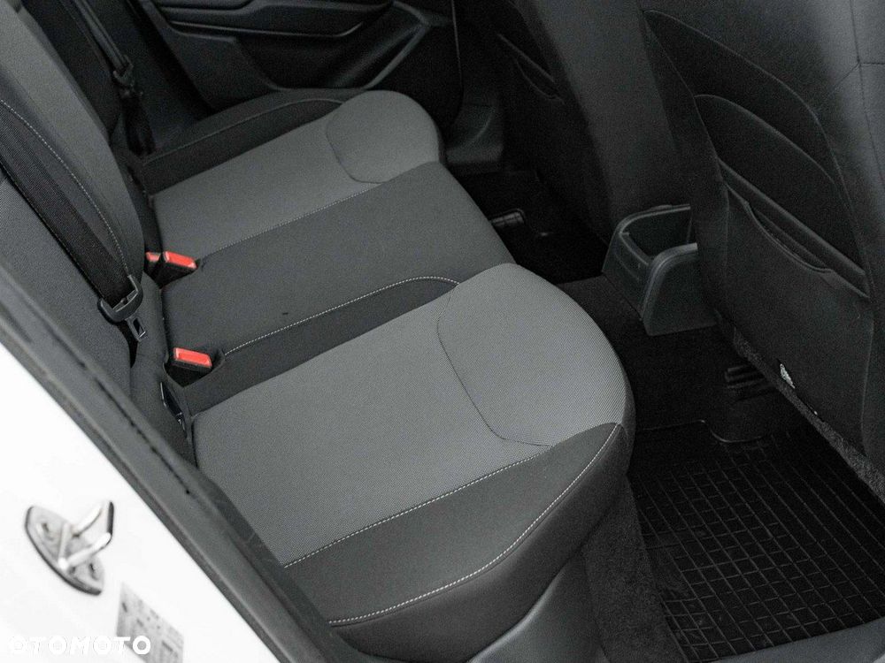 Skoda Fabia 1.0 Ambition - 28