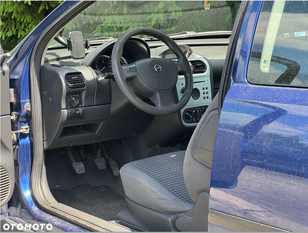 Opel Corsa 1.2 16V Cosmo - 6