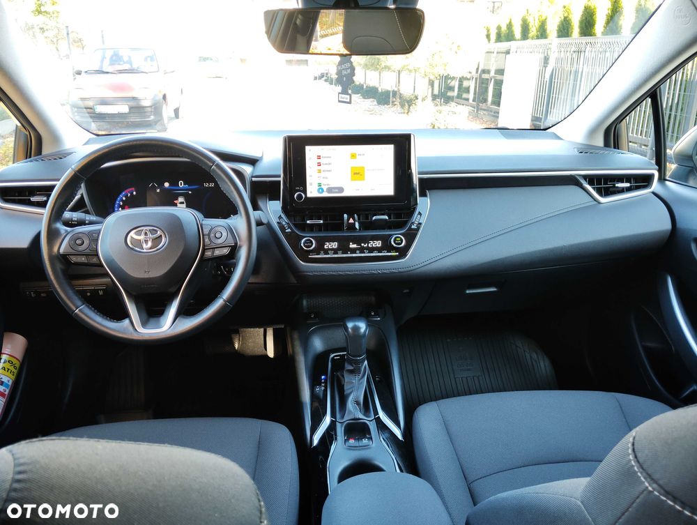 Toyota Corolla - 10