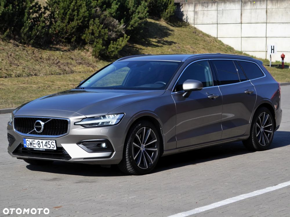 Volvo V60 T5 AWD Geartronic Momentum - 1