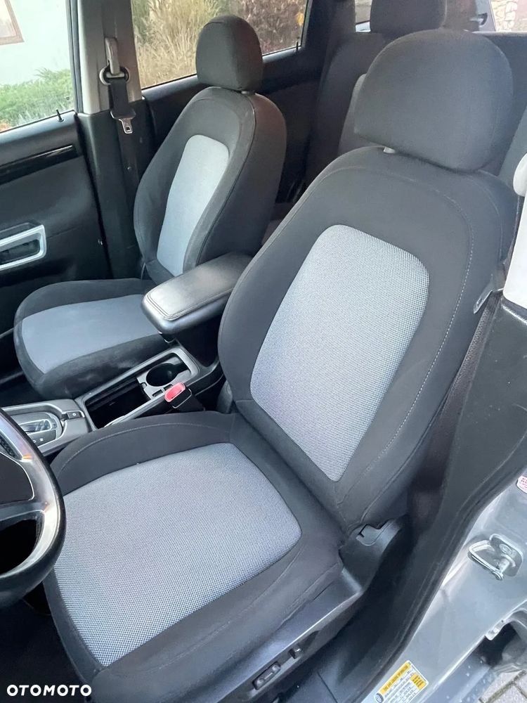 Chevrolet Captiva - 38