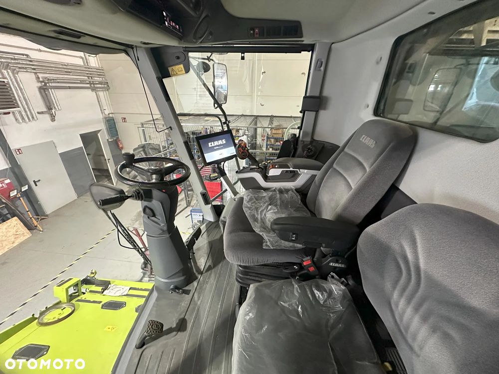 Claas TUCANO 440 - 3