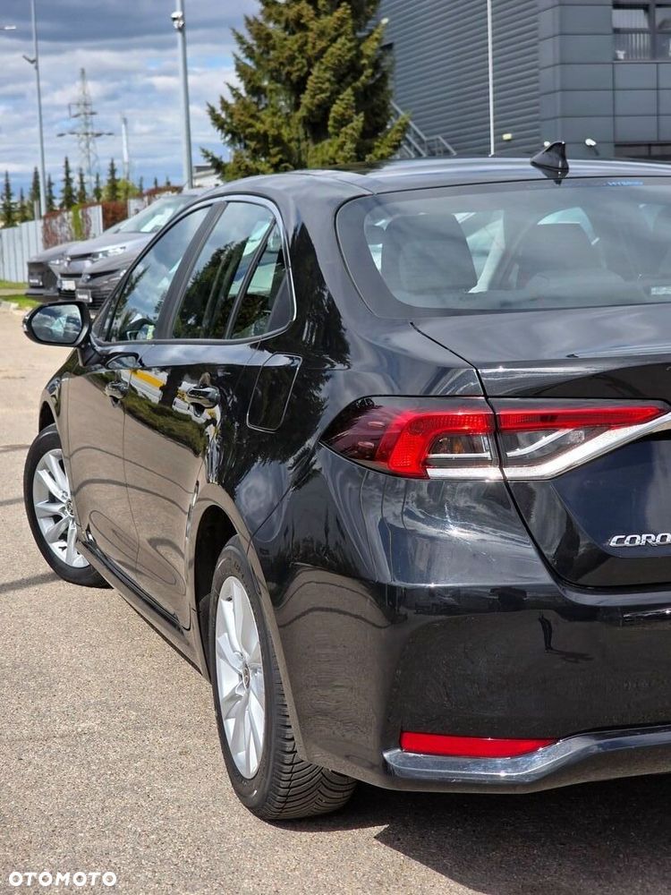Toyota Corolla 1.8 Hybrid Comfort - 19