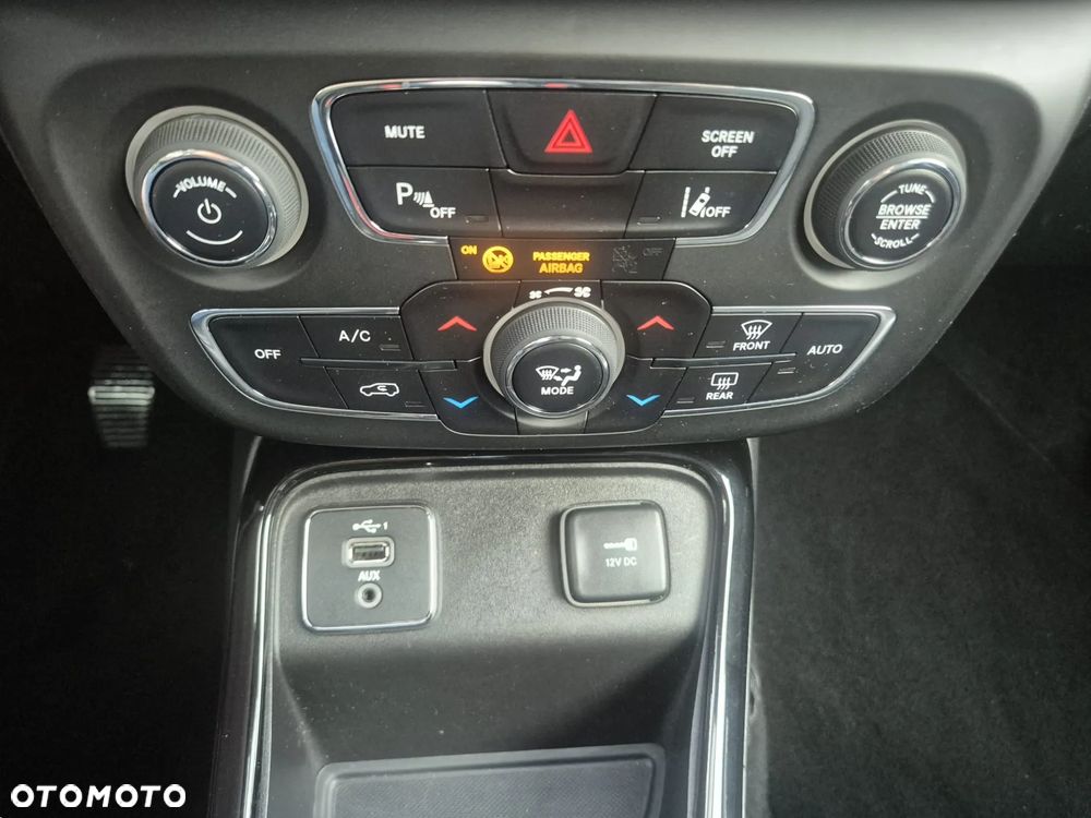 Jeep Compass 1.6 MJD Limited FWD S&S - 18