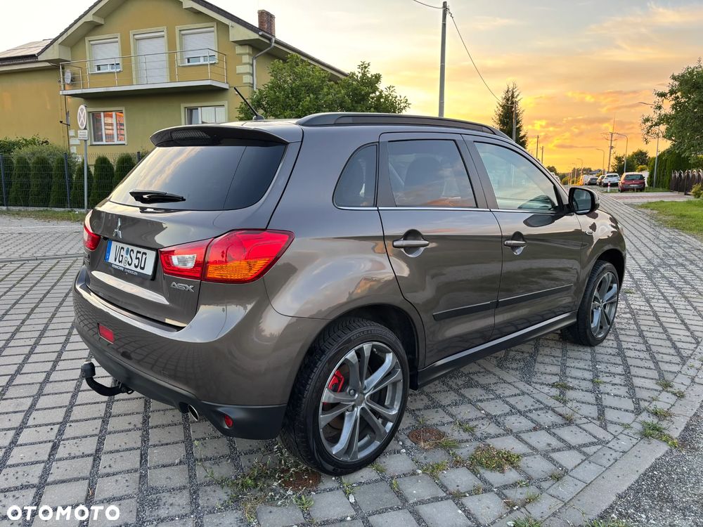 Mitsubishi ASX 1.8 DI-D 2WD Diamant Edition - 16