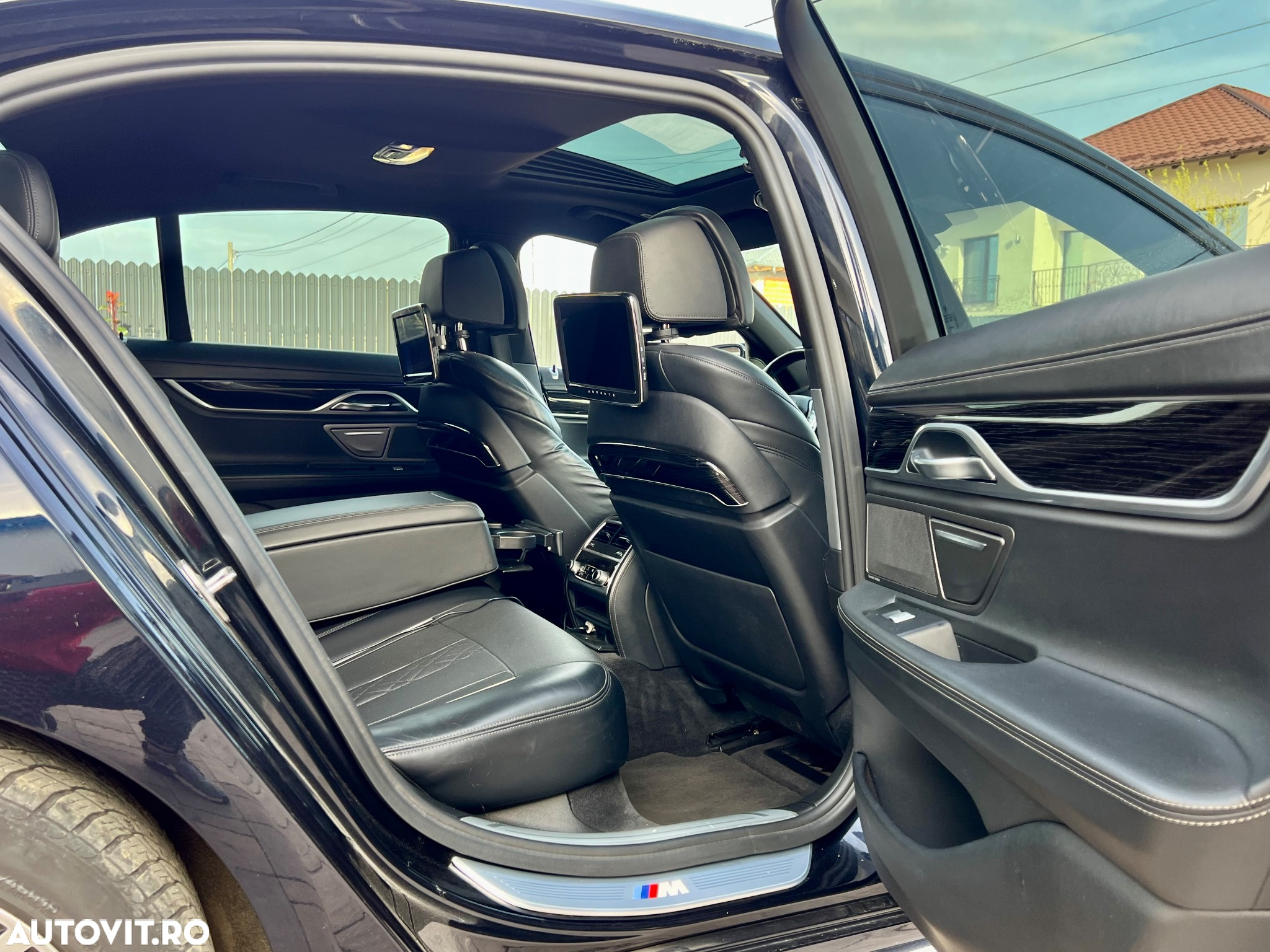 BMW Seria 7 740d xDrive - 24