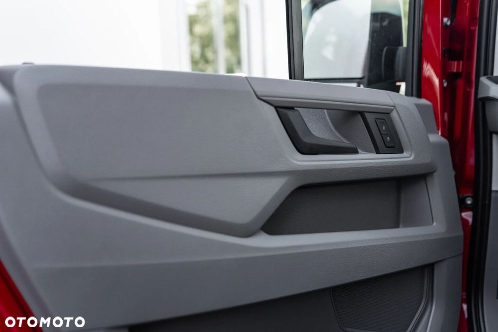 Volkswagen Crafter - 12