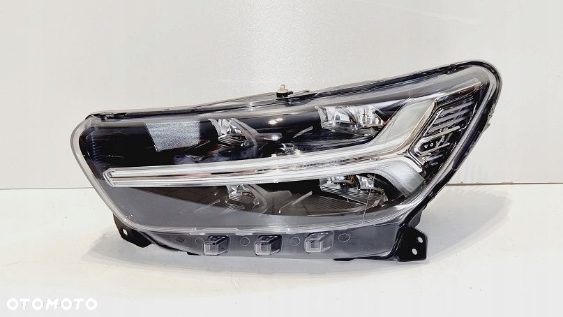 REFLEKTOR LEWY PRAWY FULL LED VOLVO XC40 EUROPA - 3