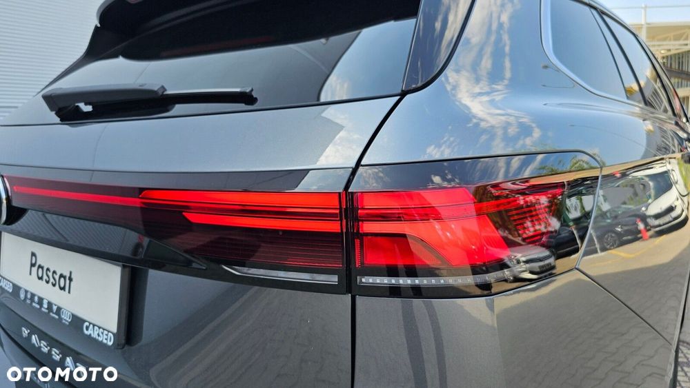 Volkswagen Passat - 13