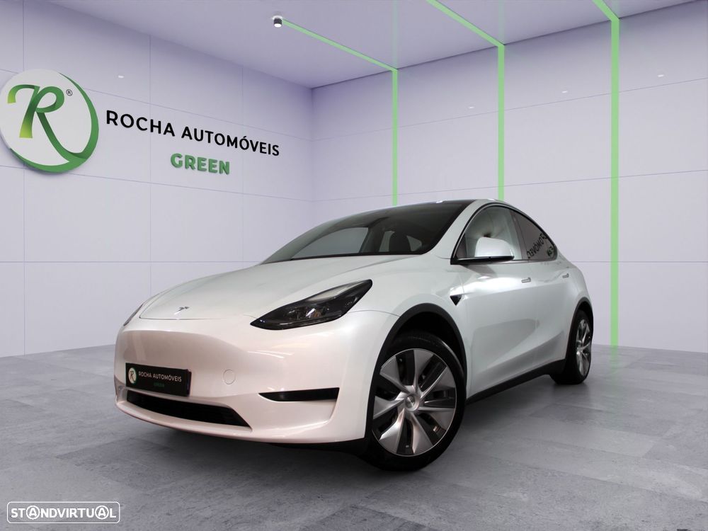 Tesla Model Y - 1